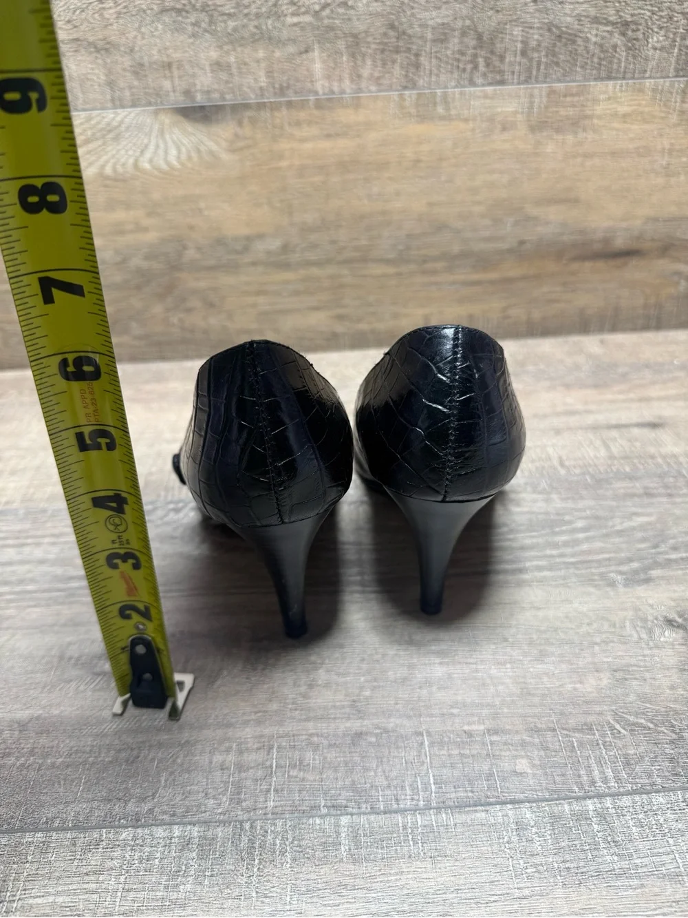 Isaac Mizrahi elegant black